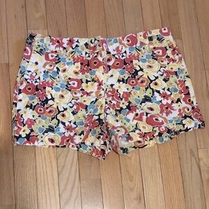 Ann Taylor Loft cotton stretch shorts size 8 in whimsical floral. Like new